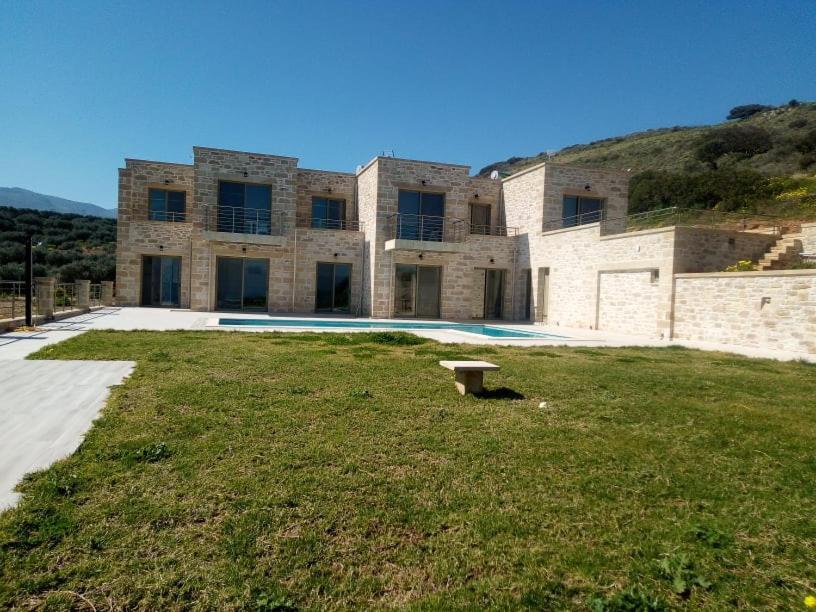 Villa Stylianos And Studios Kíssamos Exterior foto